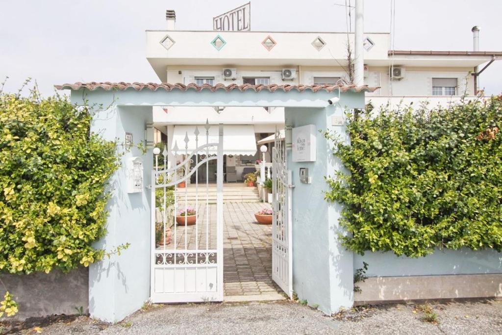 Hotel La Maison Delle Terme 티볼리 테르메 외부 사진