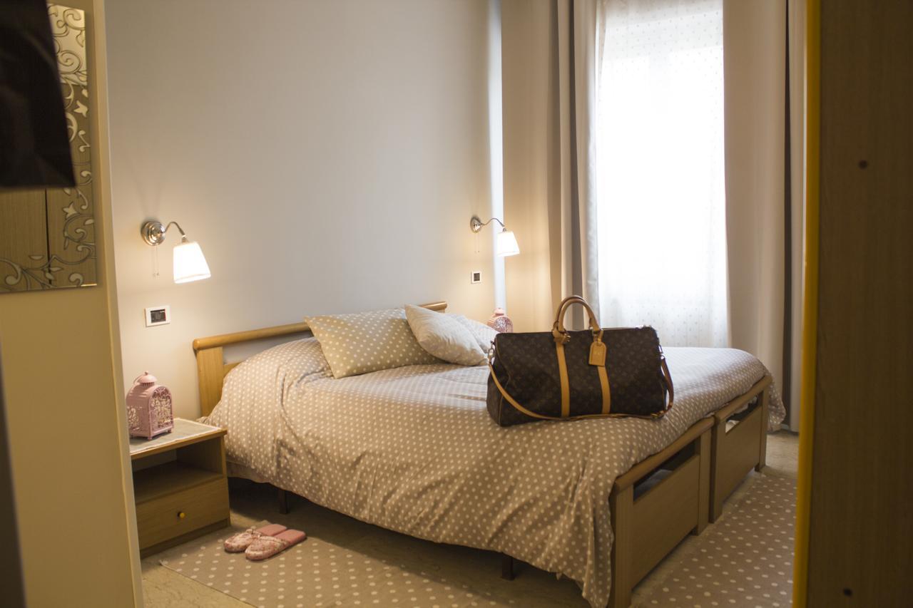 Hotel La Maison Delle Terme 티볼리 테르메 외부 사진